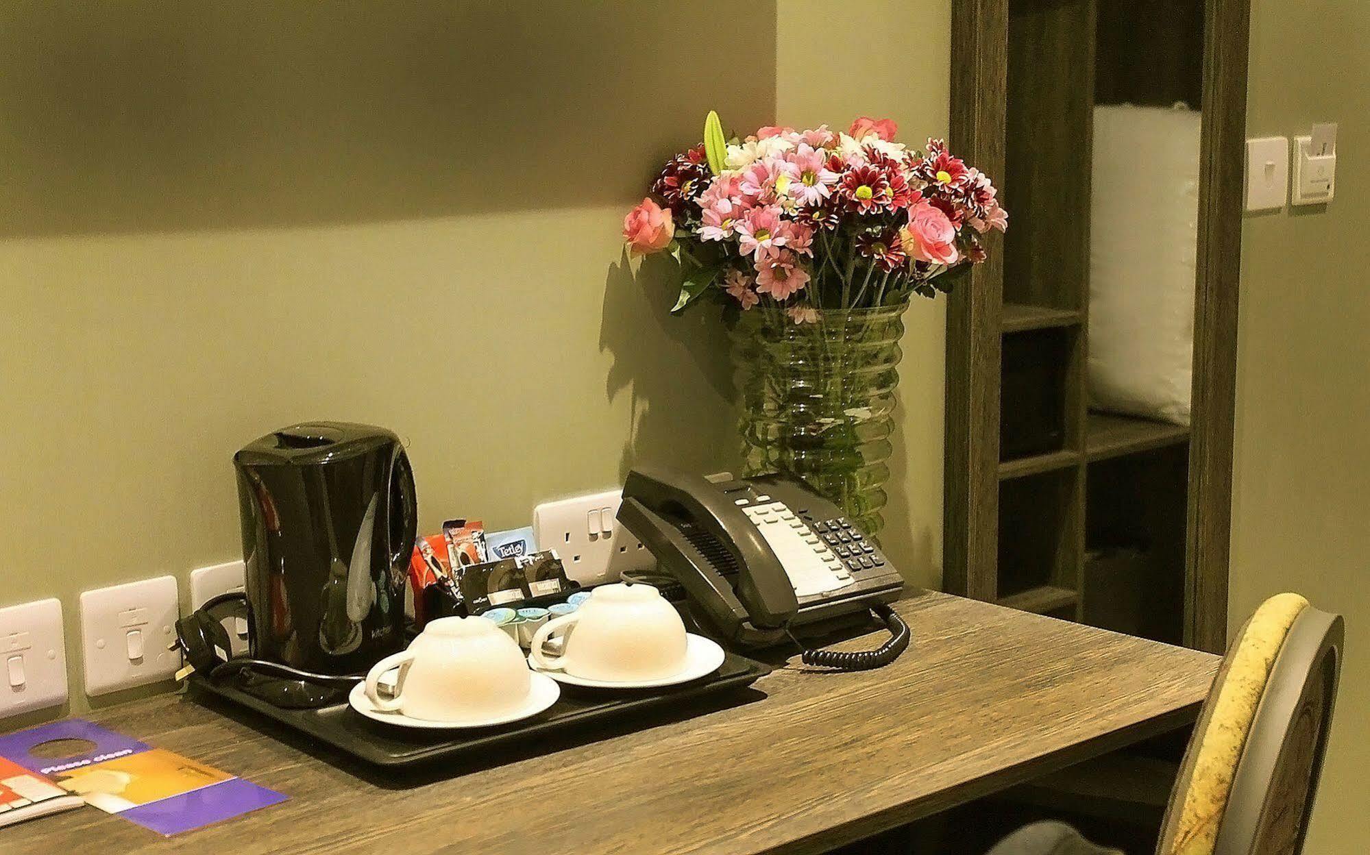 Best Western Plus London Croydon Aparthotel Εξωτερικό φωτογραφία